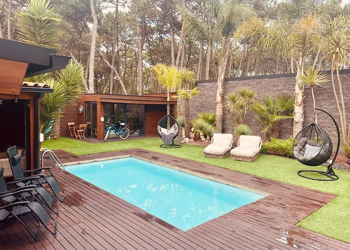 Wonderful House Between The Sea And The Forest